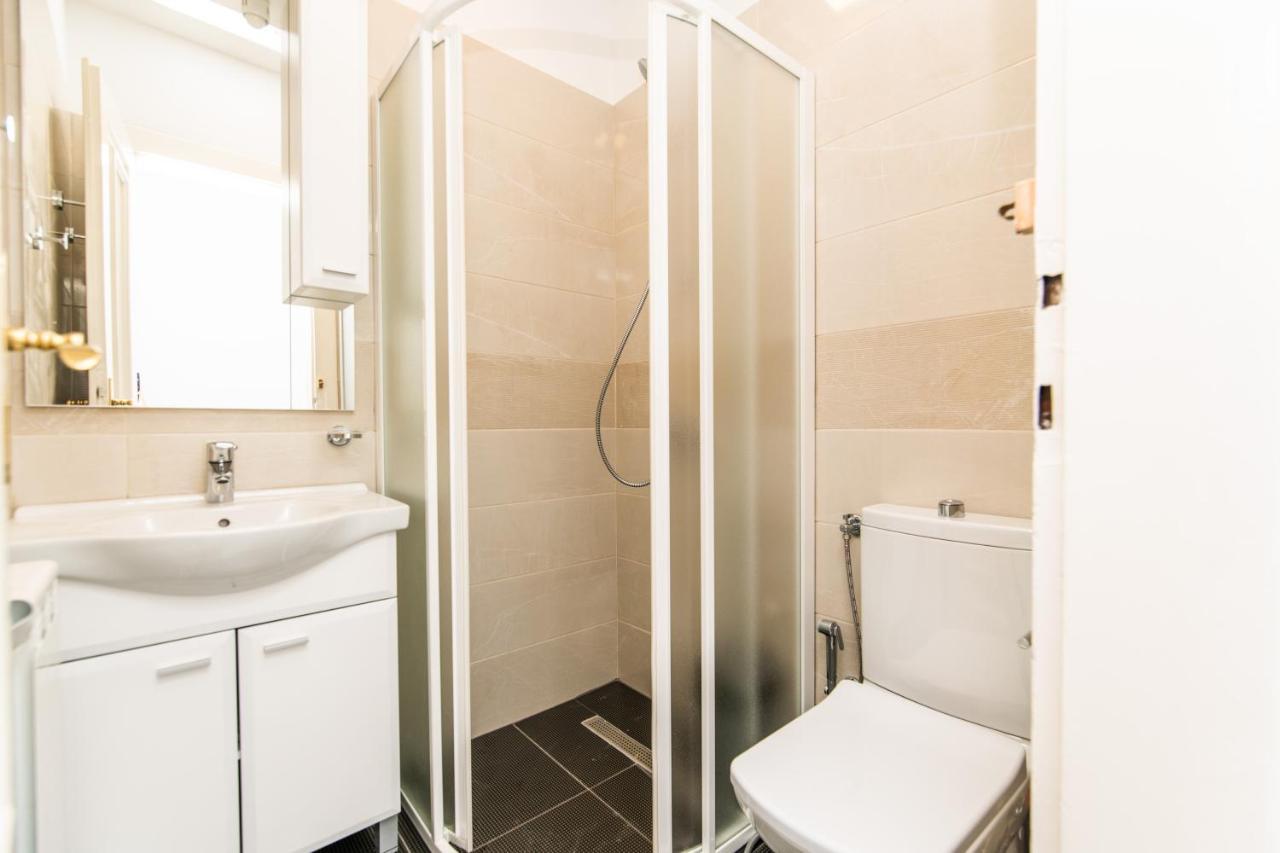 Modern Studio For 3 People In The Heart Of The City Center Sarajevo Exterior photo