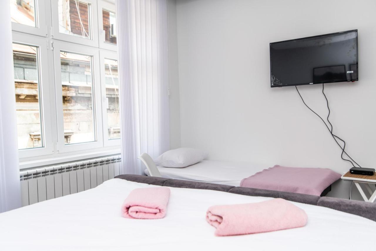 Modern Studio For 3 People In The Heart Of The City Center Sarajevo Exterior photo