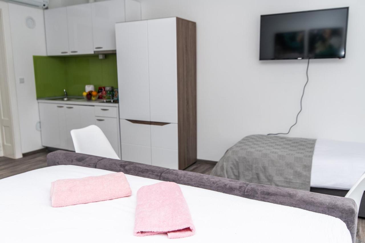 Modern Studio For 3 People In The Heart Of The City Center Sarajevo Exterior photo